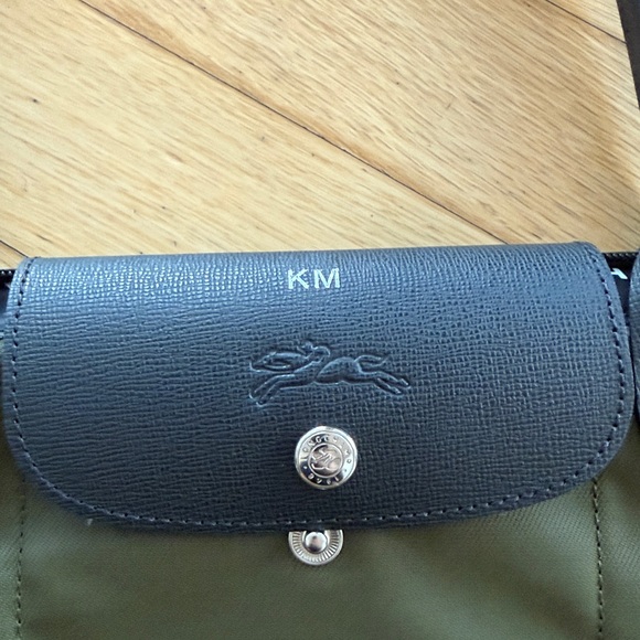 Elegant Olive Green Tote Bag - Picture 2 of 3